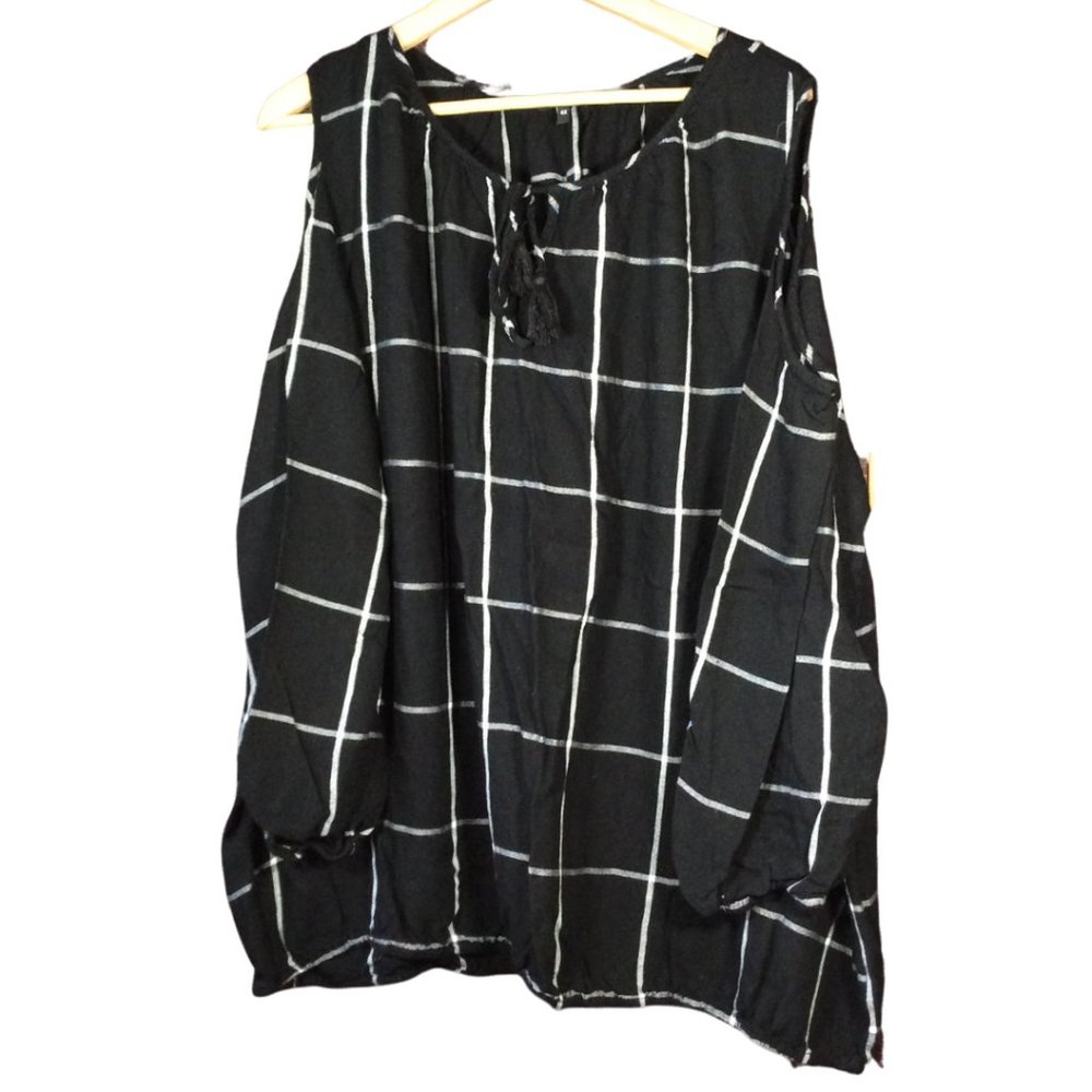 Size: 4X - Black/White Plaid Cold Shoulder Blouse
